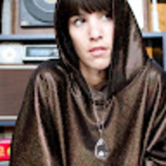 Meet your Posher, Agustina - Picture 1 of 1